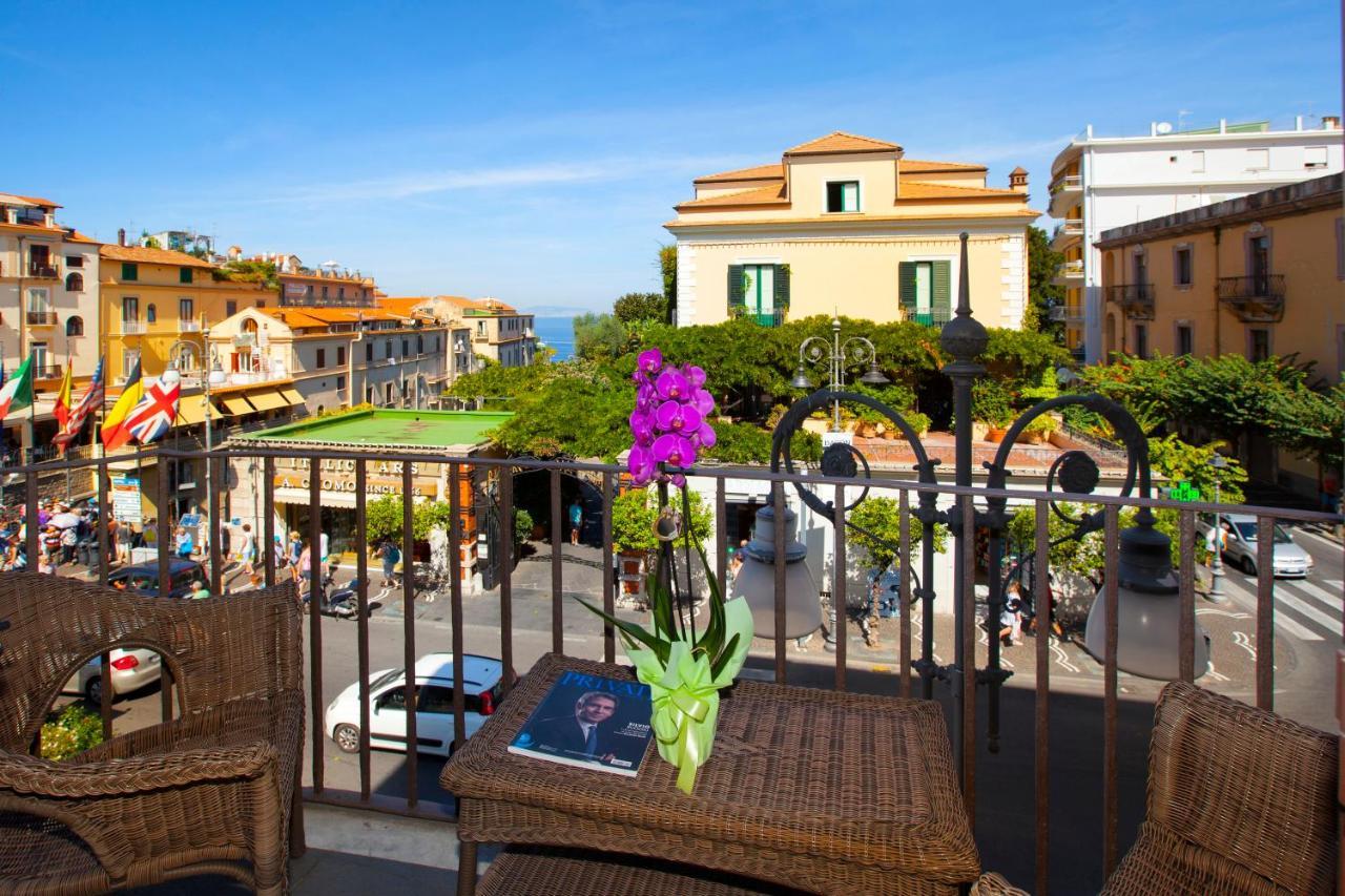 Couette-café Piazza Tasso Relais 2*